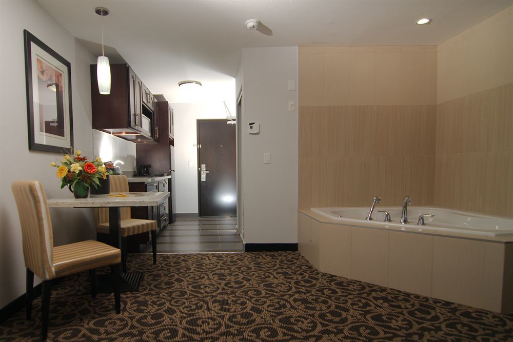 Paradise Inn And Suites Redwater Extérieur photo